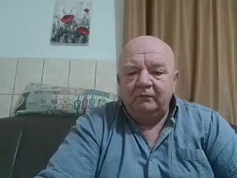 Snapshot of fullballs6 chatting on 12/26/24, 02:12 fullballs6 online show from 12/26/24, 02:12