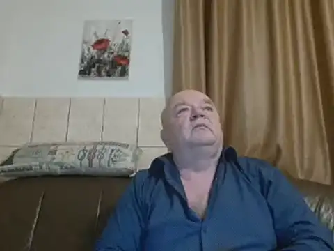 Snapshot of fullballs6 chatting on 02/03/25, 03:09 fullballs6 online show from 02/03/25, 03:09