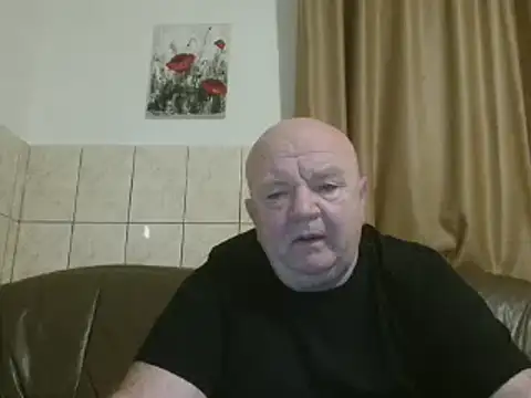 Snapshot of fullballs6 chatting on 02/07/25, 03:12 fullballs6 online show from 02/07/25, 03:12