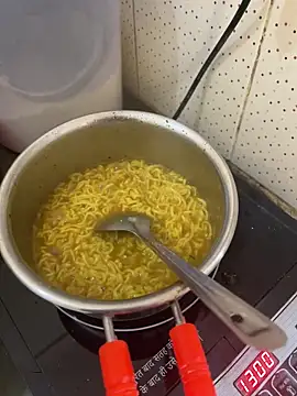 ks536191 online show from 09/21/25, 04:25