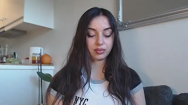 courtneyPerfect online show from 12/09/24, 10:54