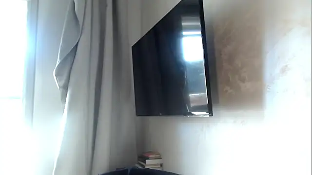 courtneyPerfect online show from 09/22/25, 06:59