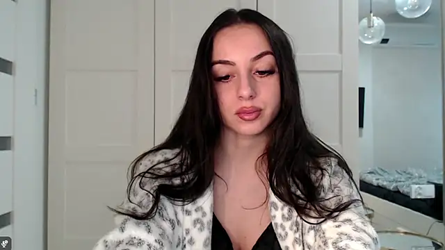 courtneyPerfect online show from 02/17/26, 08:11