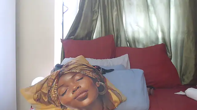 Foxybrownxx1 online show from 03/17/26, 04:39