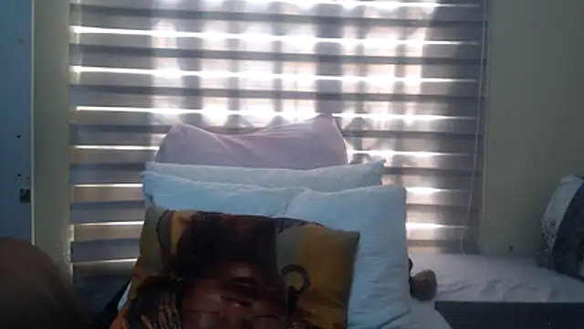 Foxybrownxx1 online show from 07/19/26, 06:50