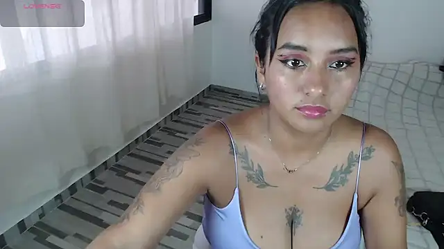 naomi h1 online show from 06/19/26, 09:07