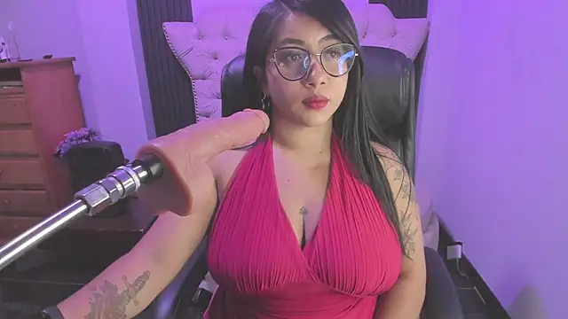 Snapshot of Sexy_cristall_ chatting on 07/21/26, 07:16 Sexy cristall online show from 07/21/26, 07:16