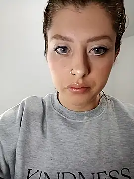 nix white online show from 02/16/25, 01:03