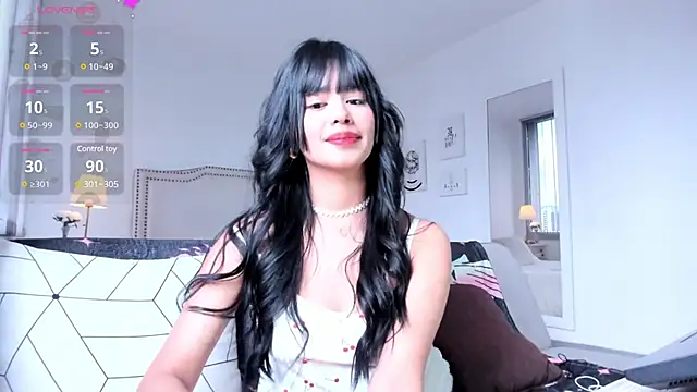 HannaKim online show from 03/19/25, 04:13