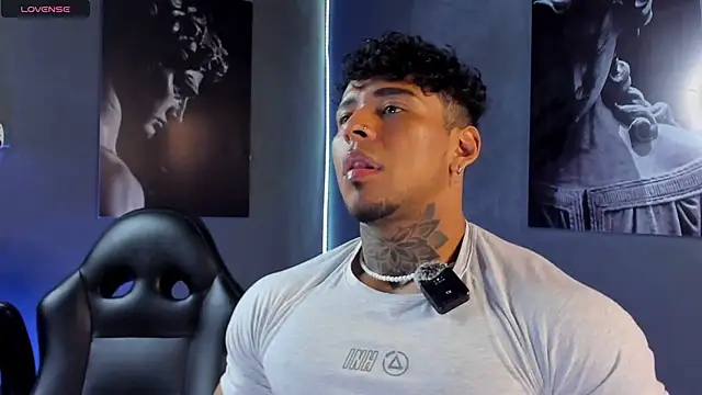 bradley smith online show from 10/08/25, 03:37