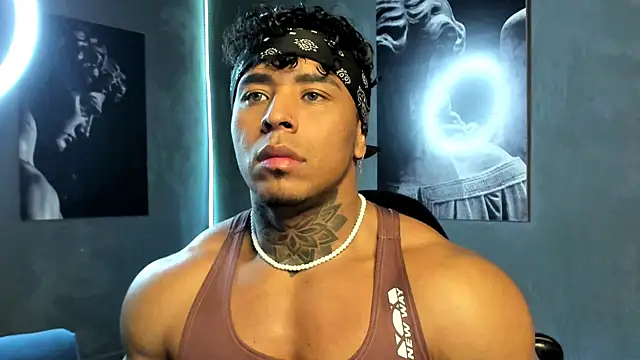 bradley smith online show from 10/24/25, 03:47