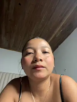 queen angelique online show from 11/16/25, 10:37