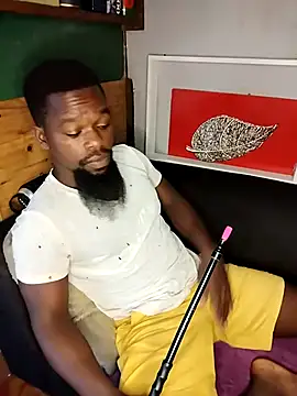 Snapshot of Chocolate_factory_man chatting on 03/15/25, 08:37 Chocolate factory man online show from 03/15/25, 08:37