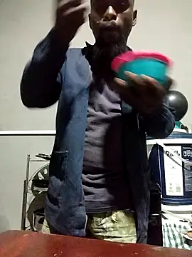 Snapshot of Chocolate_factory_man chatting on 10/01/25, 09:21 Chocolate factory man online show from 10/01/25, 09:21