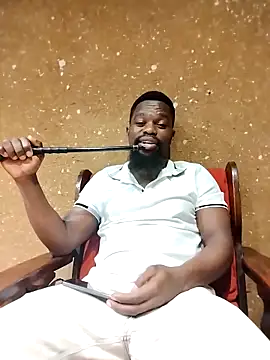 Snapshot of Chocolate_factory_man chatting on 10/29/25, 10:44 Chocolate factory man online show from 10/29/25, 10:44