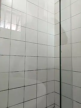 Chocolate factory man online show from 11/19/25, 04:45