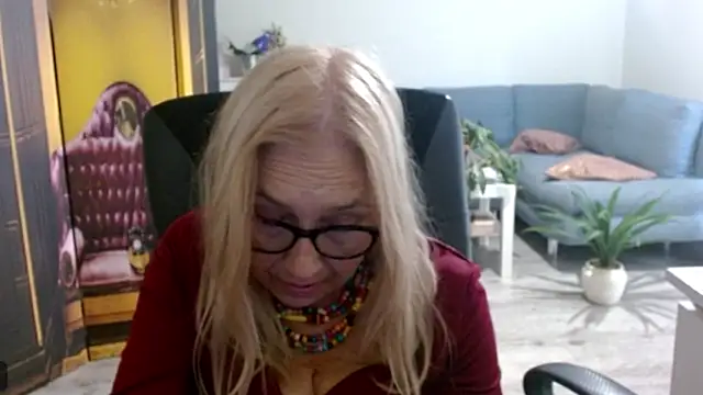 sofia xkiss online show from 09/30/25, 02:00