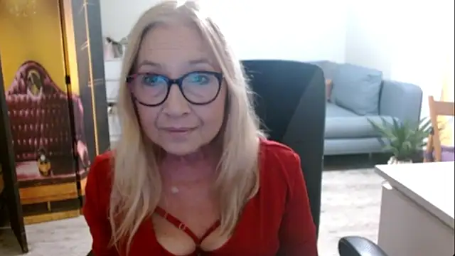 sofia xkiss online show from 12/21/25, 07:37