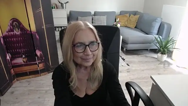 sofia xkiss online show from 03/16/26, 03:49