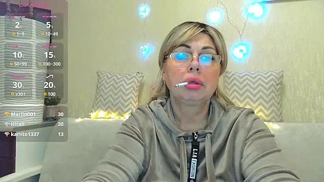 SusieNoreen online show from 01/19/25, 03:10