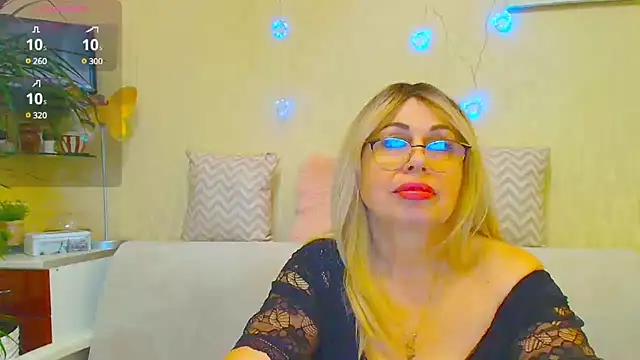 SusieNoreen online show from 02/15/25, 09:05