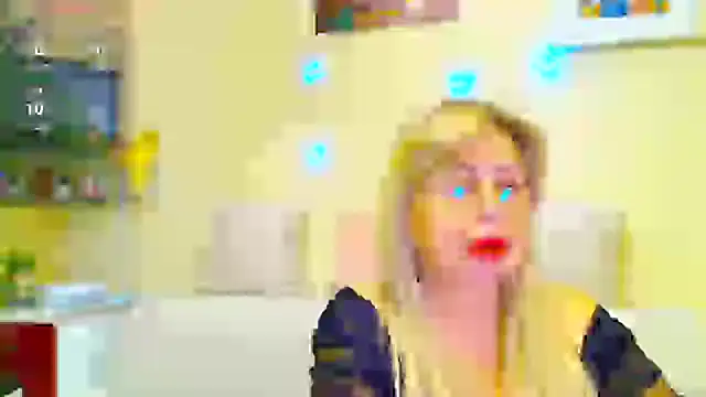 SusieNoreen online show from 02/22/25, 01:00