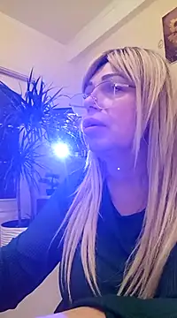 SusieNoreen online show from 03/03/25, 08:38
