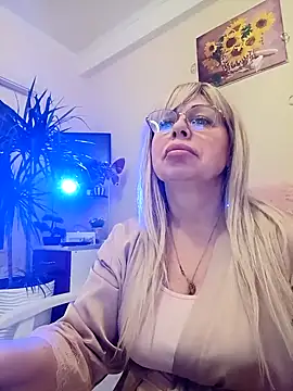 SusieNoreen online show from 03/07/25, 01:53
