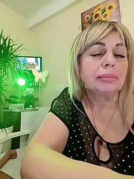 SusieNoreen online show from 03/09/25, 09:02