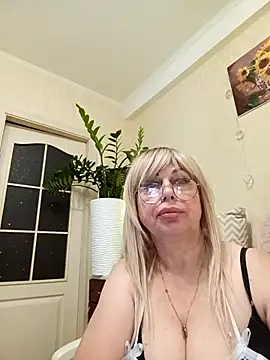 SusieNoreen online show from 09/13/25, 02:44