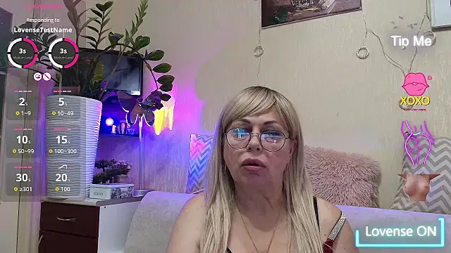 SusieNoreen online show from 09/14/25, 11:48