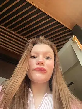 justmila online show from 01/13/25, 10:47