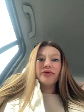 justmila online show from 01/15/25, 08:30