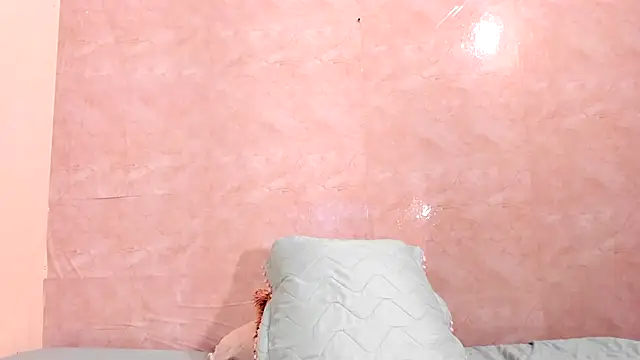 NicolVilla online show from 10/23/25, 01:10