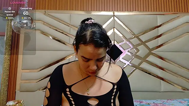 Sluttyandmature online show from 03/22/26, 12:19