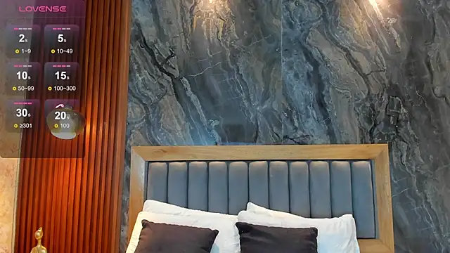 BellaPeers  online show from 10/30/25, 11:44