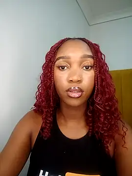 Snapshot of Shria107 chatting on 09/29/25, 10:25 Shria107 online show from 09/29/25, 10:25