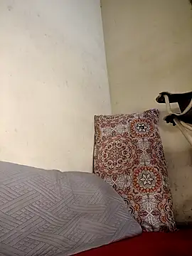 Snapshot of Shria107 chatting on 10/22/25, 07:30 Shria107 online show from 10/22/25, 07:30