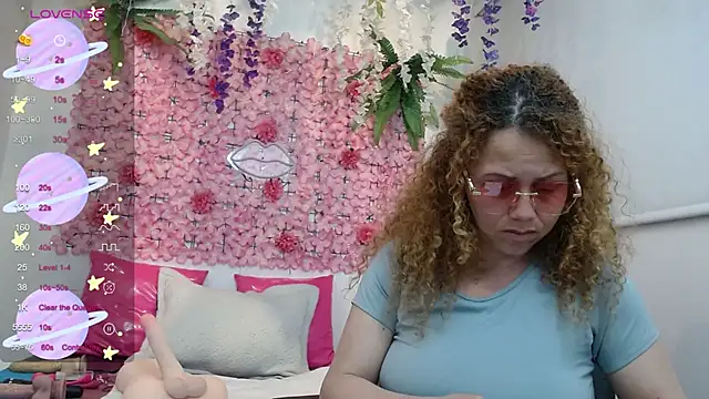 BLONDE SEXYHOT online show from 03/22/25, 05:49