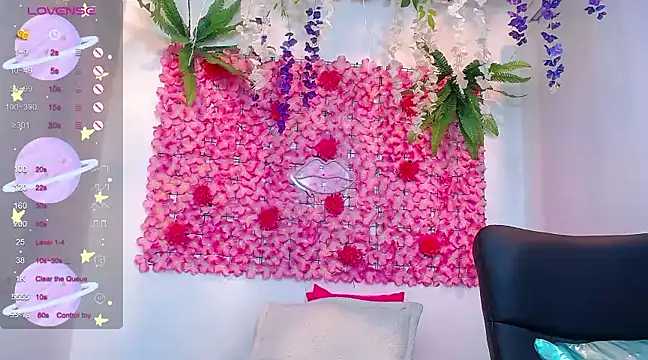 BLONDE SEXYHOT online show from 03/22/25, 12:46