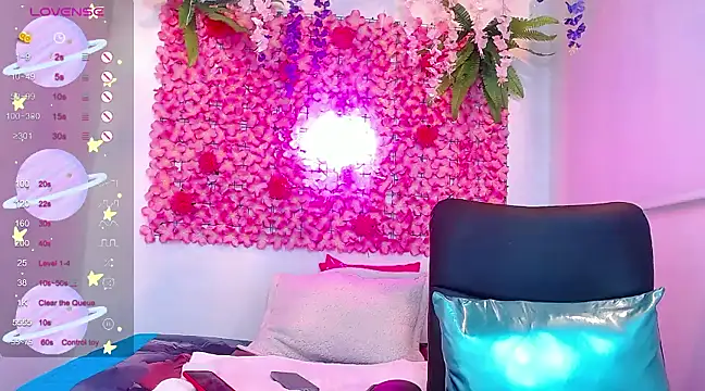 BLONDE SEXYHOT online show from 03/22/25, 03:53