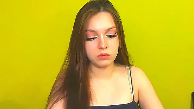 Snapshot of miss_merciless_ chatting on 11/04/25, 03:44 miss merciless online show from 11/04/25, 03:44