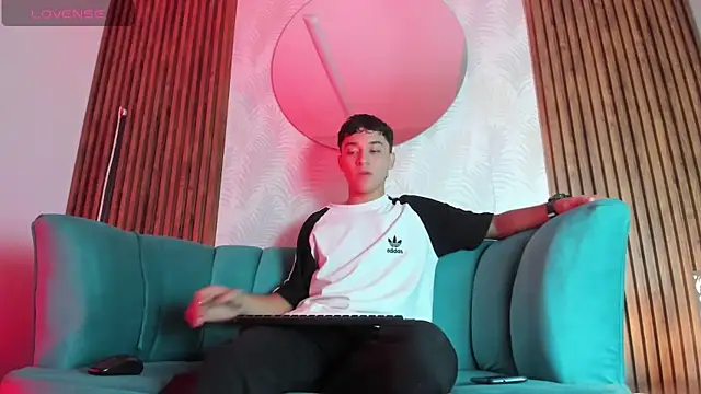 Austin Cardieff online show from 02/15/25, 12:11