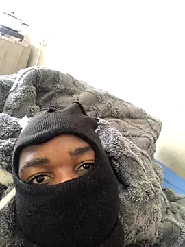 Snapshot of kinglorad chatting on 10/28/25, 11:36 kinglorad online show from 10/28/25, 11:36