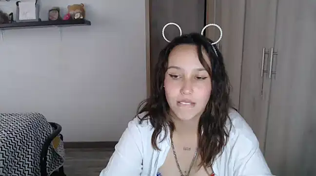 Skarlet Adams28 online show from 12/09/24, 09:37