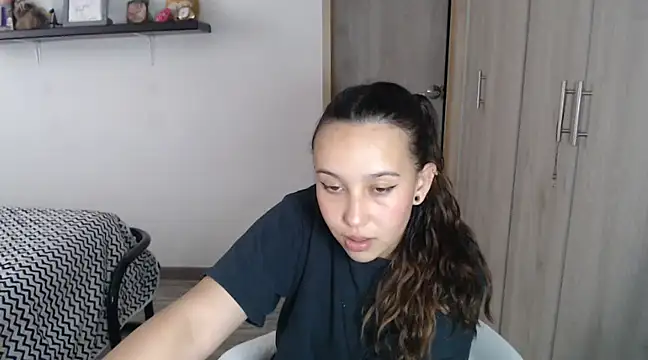 Skarlet Adams28 online show from 12/10/24, 10:16