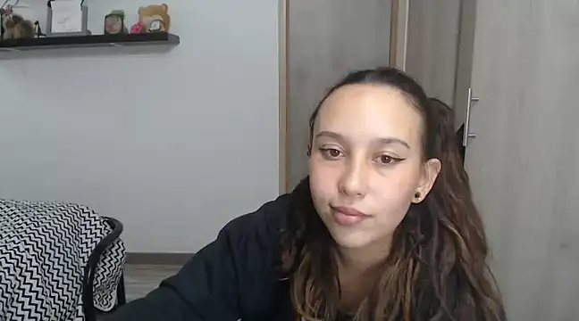 Skarlet Adams28 online show from 12/14/24, 03:18