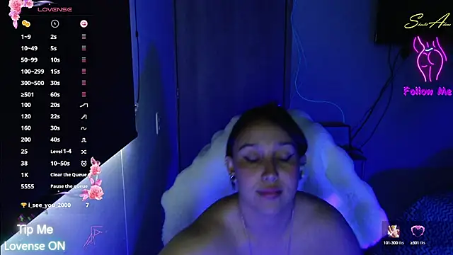 Skarlet Adams28 online show from 09/18/25, 09:17