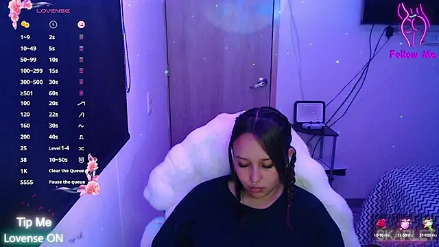 Skarlet Adams28 online show from 09/26/25, 10:36