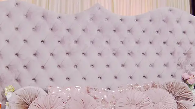 PenelopeLynnx online show from 02/05/26, 10:20